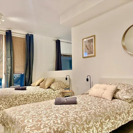 Apartment Stylish Premium With Patio *