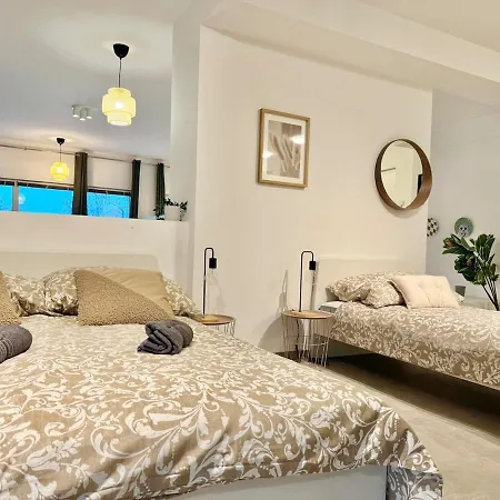 Stylish Premium With Patio * Wiener Neudorf