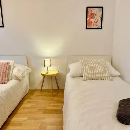 Stylish Premium With Patio Wiener Neudorf